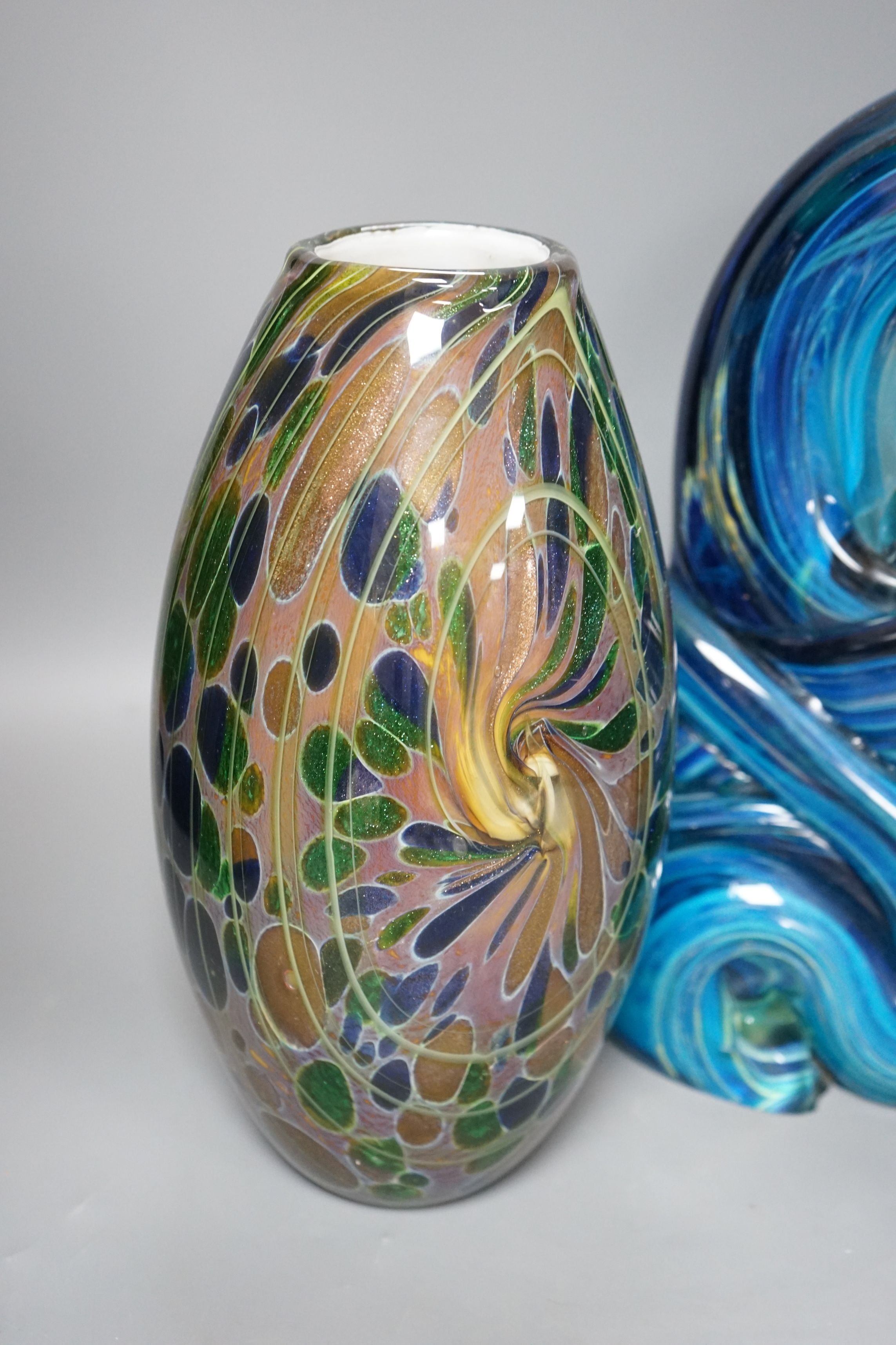 An art glass vase and a Mdina signed and dated 1973 turquoise glass sculpture, sculpture 35cms high